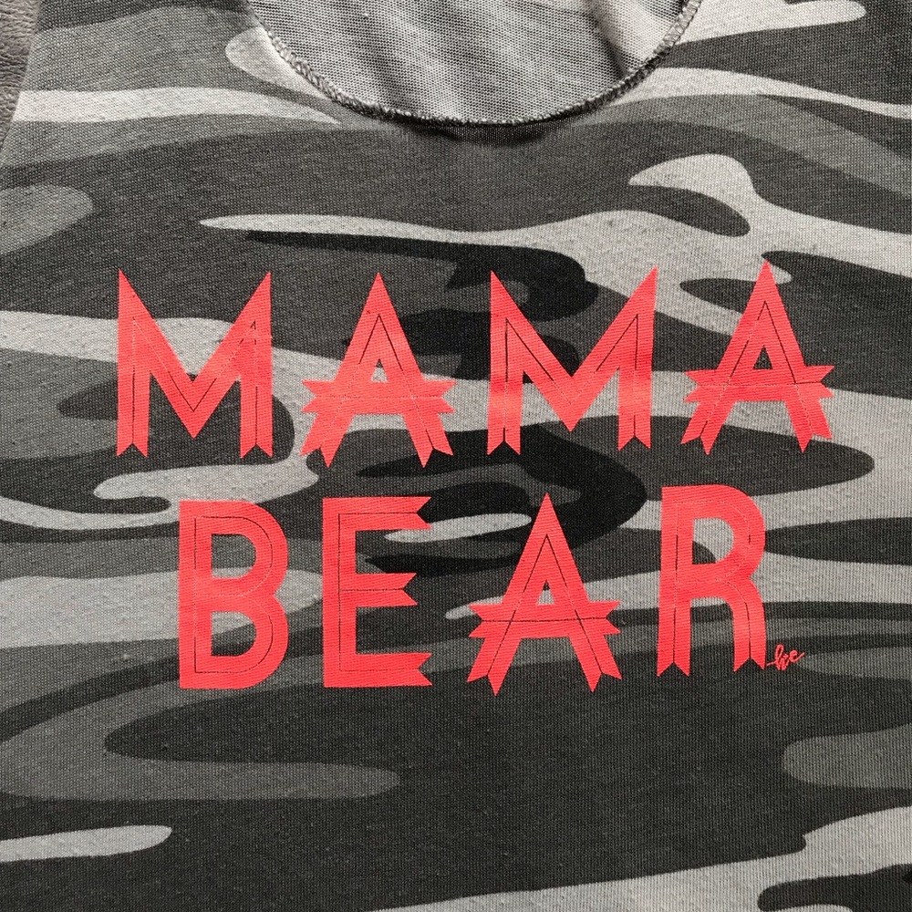 *SOLD* Neon Mamma Bear Camo Tank Top 🐻 💕 - Picture 2 of 6